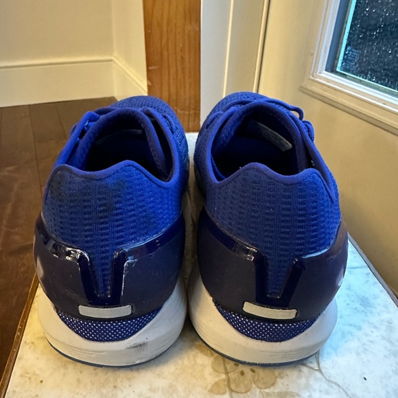 Women’s Under Armour Hovr sneakers - Picture 2 of 8